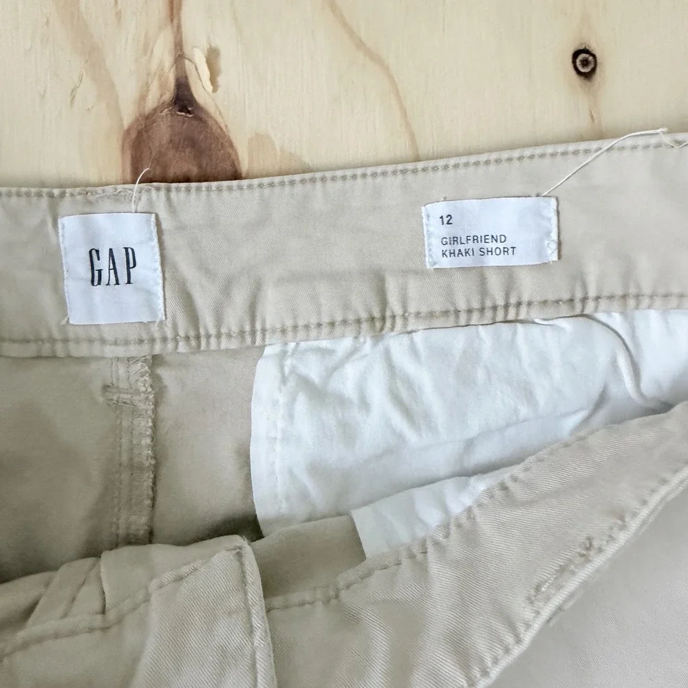 Gap Girlfriend Khaki Shorts Womens 12 Tan Beige Cotton Blend Chino Mid Rise